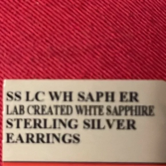 NEW! ❤️‍🔥 .925 STERLING SILVER WHITE SAPPHIRE SOLITAIRE PIERCED STUD EARRINGS - Picture 2 of 2